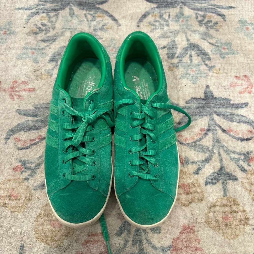 Vintage Sporty LA Adidas Women's Green Sneakers